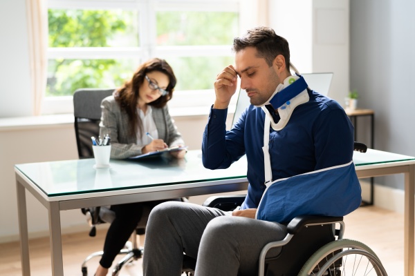 compensacion por lesiones laborales y discapacidad