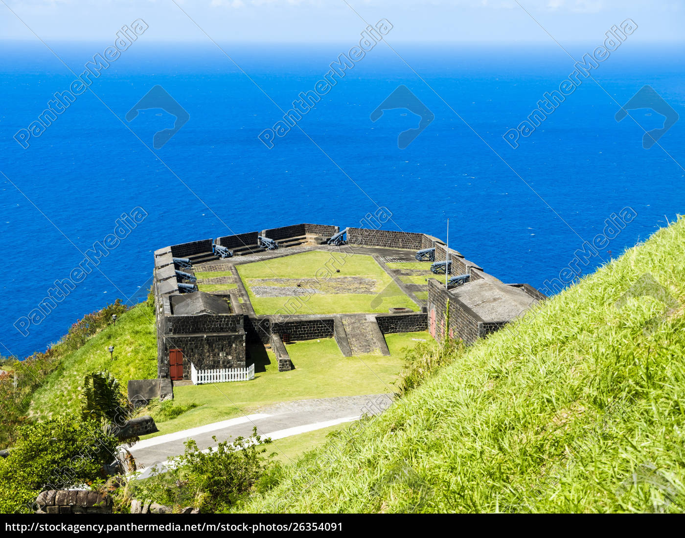 Caribe Antillas Menores Saint Kitts Y Nevis Basseterre Stockphoto Agencia De Stock Panthermedia