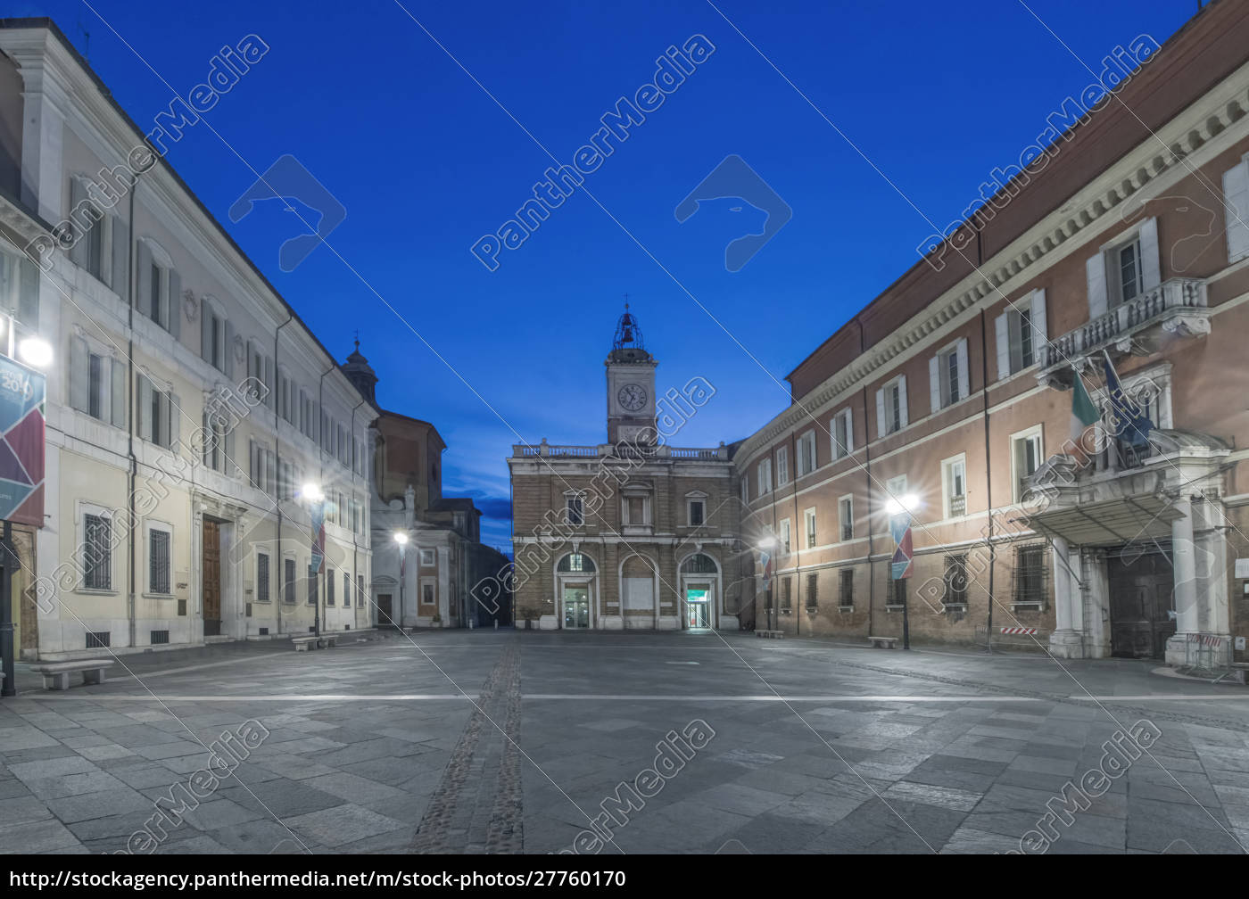 Italia Ravena Piazza Del Popolo At Dawn Tamanos De Stockphoto 27760170 Agencia De Stock Panthermedia